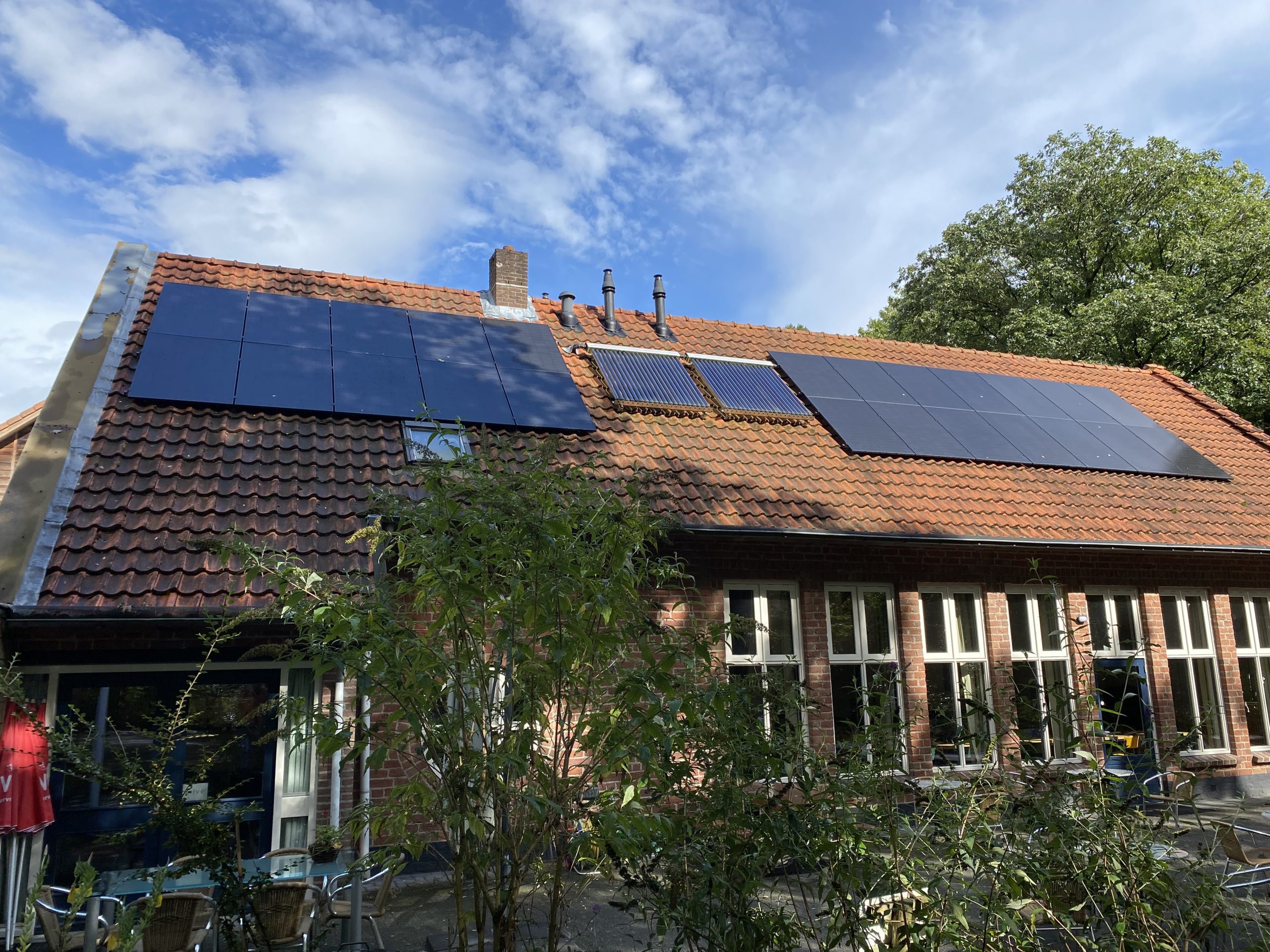 Extra zonnenpanelen geplaatst